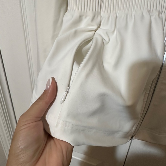 Lululemon Define Jacket Luon White Size 4/6 (LA Box Logo Limited Edition) - Picture 5 of 11